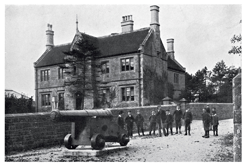 0910edHosp The Westminster Memorial Hospital as it was in about 1900. Subsequent extensions have enlarged it to three times this size. The cannon was a trophy from the Crimean War, captured at Sebastopol in 1855.
