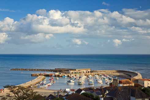 The Cobb from the town