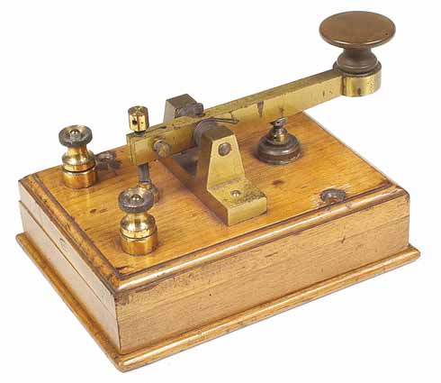 211edMarconi4 Marconi used this key in all his experiments at The Haven station, leading to the 7777 tuning patent of 1900. It was the first type of key designed specifically for wireless work.