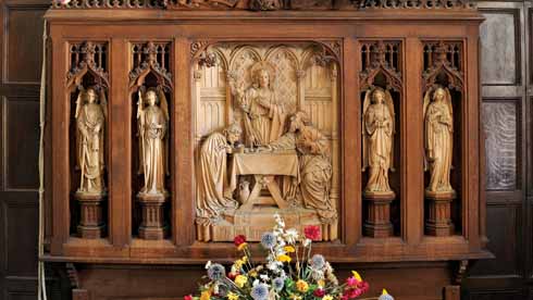 211edWimbStGiles6 Within the porch is a Victorian reredos, originally from the Mission church at Monkton Up Wimborne