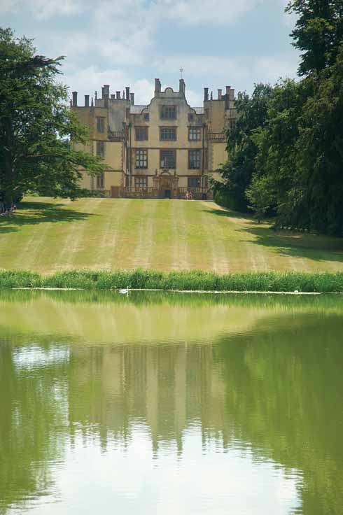 711edSherborne1a Sherborne Castle: home to the Digby family and, until recently, the only known picture of Thomas Doggett